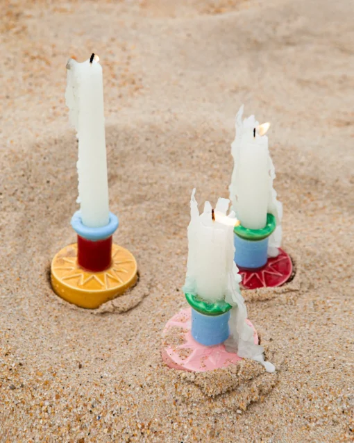 Motel a Miio Kerzen Und Kerzenständer^ X Isis-Maria Brisa Candleholder Yellow Red