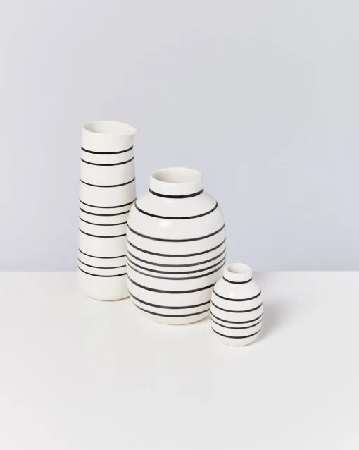Motel a Miio Mittlere Vasen^Nuno Vase M - Black & White Striped