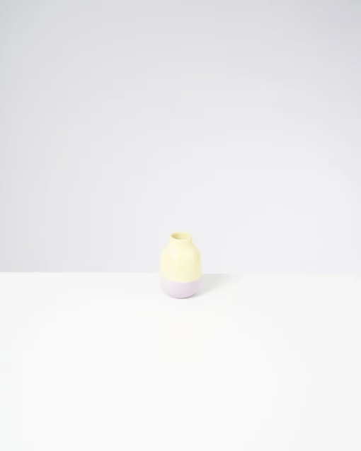 Motel a Miio Kleine Vasen^Nuno Vase S - Yellow Lilac