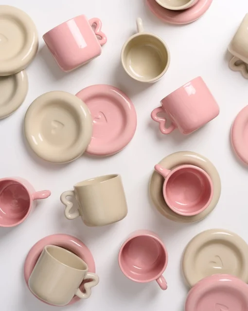 Motel a Miio Untertassen^Seia Cup & Saucer With Heart